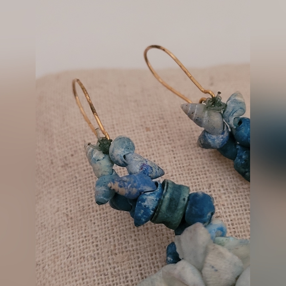 Handcrafted Shell drop earrings - Picture 5 of 6